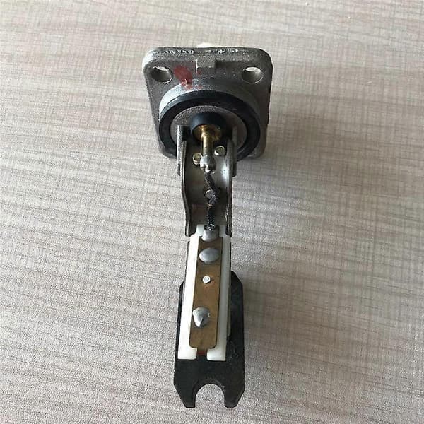 Oljenivåsensor for motor for Toyota 89491-26170 8949126170