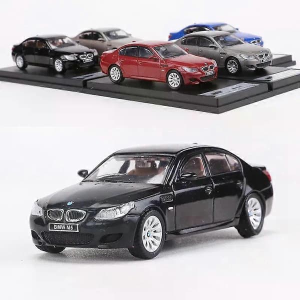 1:64 M5 E60 Metalliseosautomalli kuudessa värissä Blue