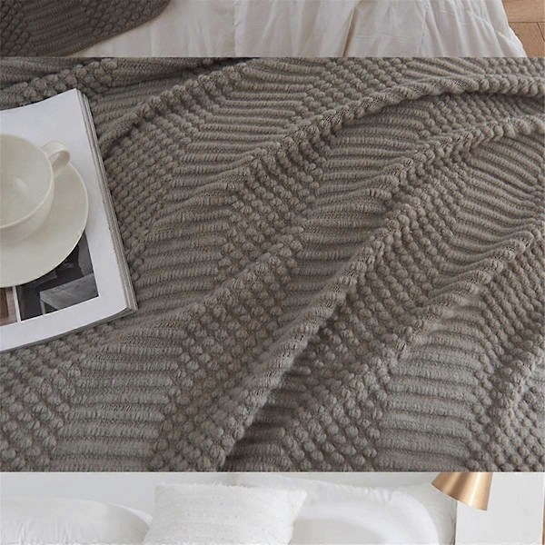 Strikket pledd for sofa, seng og divan Supermykt pledd med dusker Koselig hjemmeinnredning Gul