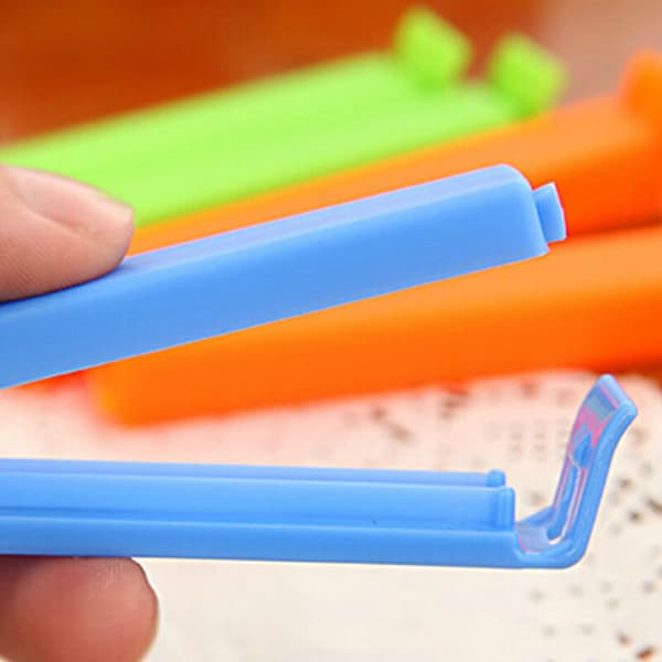 20-pack påsklämmor. 11 mm. Slumpmässig färg. Plast.