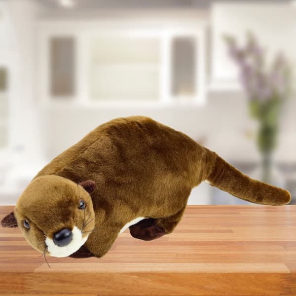 Plushchutter-pehmolelu 37 cm, ruskea valkoisilla yksityiskohdilla
