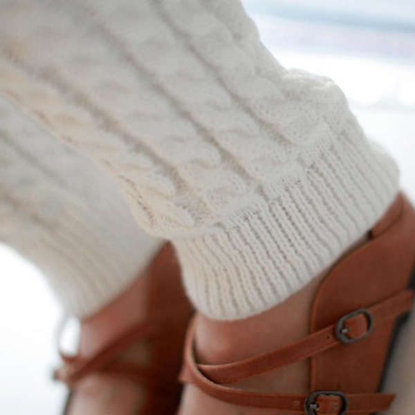 Kvinnor högt knä stickad benärm Vinter benvärmare Strumpor Slouch Boots manschetter Toppers White