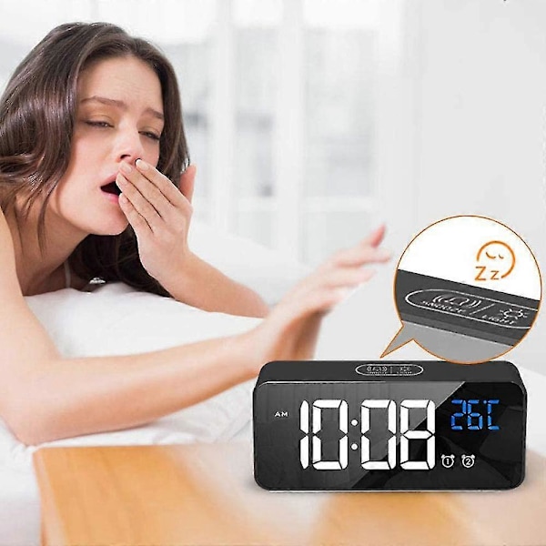 LED Display Digital Vækkeur, USB-ladeport, Lydkontrol, Alarmringetoner, Justerbar Lydstyrke og Lysstyrke, 12/24 H, Snooze Funktion - Sort