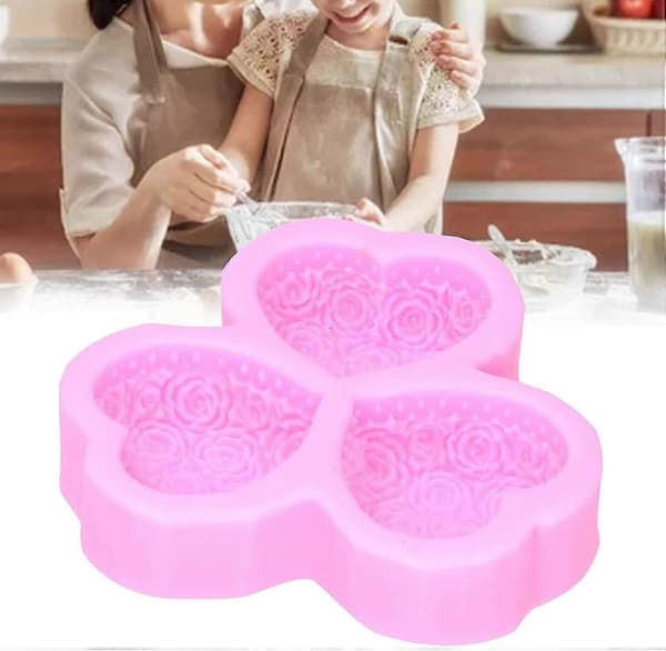 3-hulls hjerteformet rosa silikonform