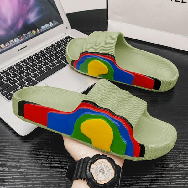 Tofflor herr ytterkläder sommar sport kokos stepping bajs känsla halkfri mjuk sula flipflops utomhus strand tjock sula sandal 2025green 35-36