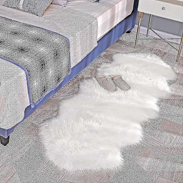 Fuskfårskinnsmatta, vit mjuk fluffig ryamatta ultramjuk 2 x 5,3 fot fårskinnsmatta för sovrum soffa vardagsrum golv barnrum