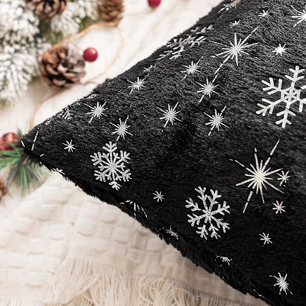 Set med 2 Jul Dekorativa Prydnadskuddar Mjuka Fuskpäls Kuddfodral med Silver Snöflinga Glitter, 45 x 45 cm