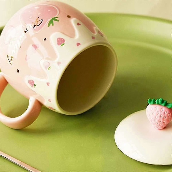 Søde Jordbærkrus Pink Kaffekrus Keramisk kawaii Kop Morgen Te Mælk Frugtkrus med Dejligt Låg Rustfri Stål Ske Kreativ 500ML