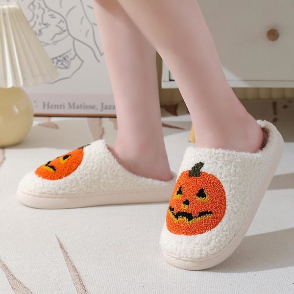 Unisex Pumpkin Head puuvillaiset tossut liukastumista estävät paksupohjaiset parin lämpimät kengät white 41-42