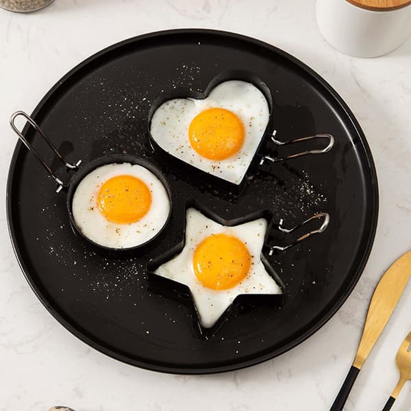 Sett med 4 stekte egg pannekakering omelett stekt egg ring rustfritt stål eggform