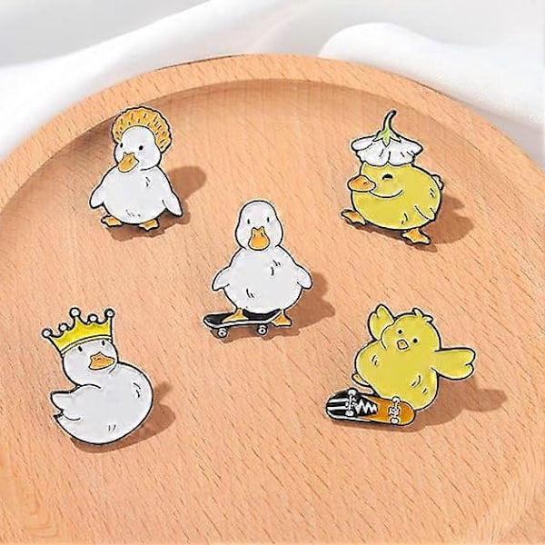 Söt djur emalj pin söt anka lapel badge brosch tecknad pin lämplig för ryggsäck kläder hatt intressant pin