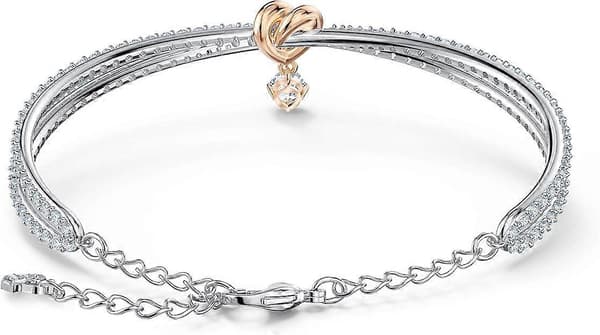 Romantisk armbånd med knutevri
