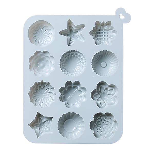 12 blomformade silikonkakformar DIY aromaterapi isbricka tvålform Q
