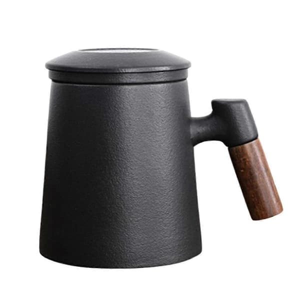 Keramikkrus med te-infuser, si og låg samt læderhåndtag.