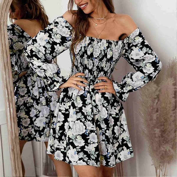 Blomstrete Rynket Off Shoulder Kjole, Moderne Elastisk og Tøyelig Elegant Kjole for Kvinner