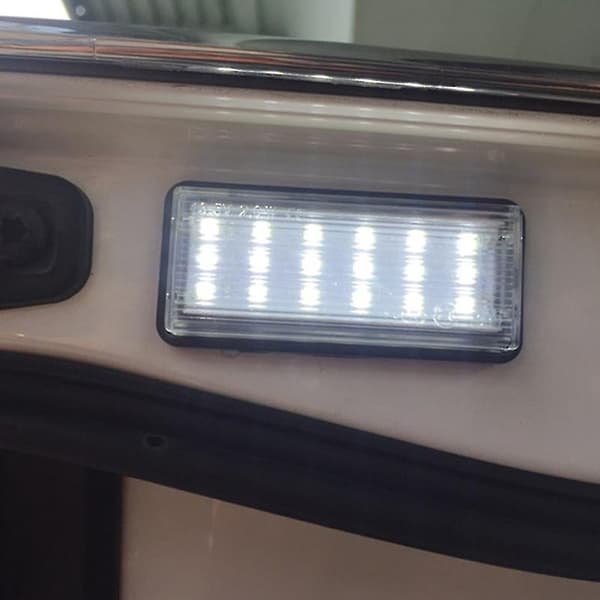 Bil Nummerpladelys Nummerpladelys Til Land Cruiser / Gx470 81270-60330