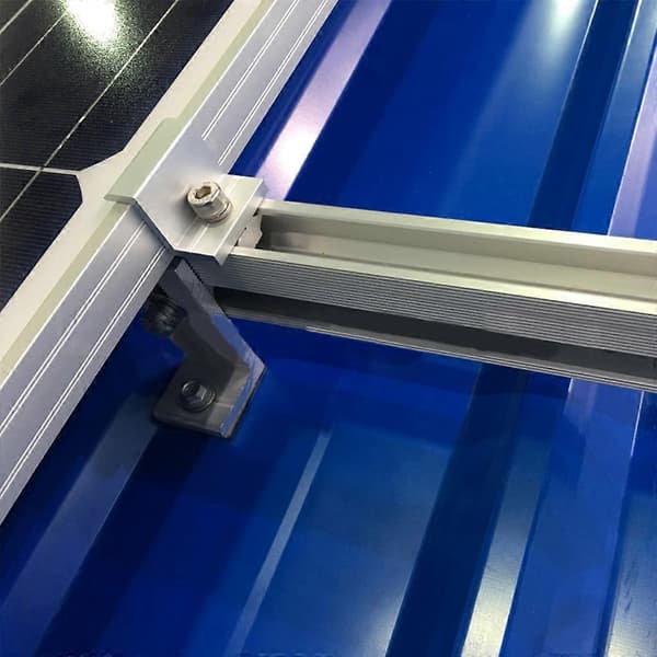 Takmonteringsbrakettsystemsett for 1-4 solcellepaneler