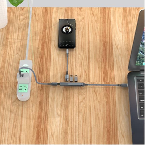 4 Porte USB3.0 Hub Udvidelsesdockingstation Multiple USB-portudvider Hurtig dataoverførsel