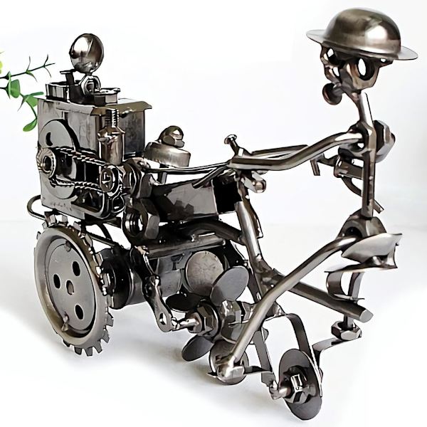 Samleobjekt Kunstskulptur Håndlavet Metal Motorcykel Traktor Model Kreativ Kontor Skrivebordstilbehør Dekoration The Motorcy