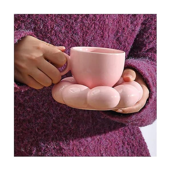 Blommig kaffekopp & fat-set Söt mugg & fat-set Keramisk kaffekopp med blomformat fat för latte