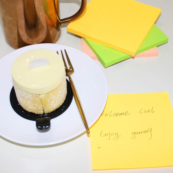 Sticky Notes 3x3 Tum, Ljusa Färger Självhäftande Block, Lätt att Sätta Upp för Hemmet, Kontoret, Anteckningsboken, 100 Ark/block 24
