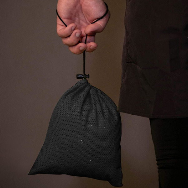 Korkean näkyvyyden heijastavat liivit ranteeseen, käsivarteen, nilkkaan ja jalkaan, turvallisuusheijastavat hihnat yöjuoksuun, pyöräilyyn, sininen black