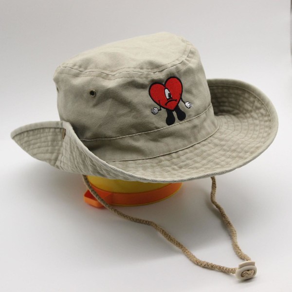 Bucket Hat Un Verano Sin Ti Bad Bunny Love Heart Rep Vikbar Solskydd Andas Män Kvinnor Sommar Fisherman Cap för utomhusbruk Grey