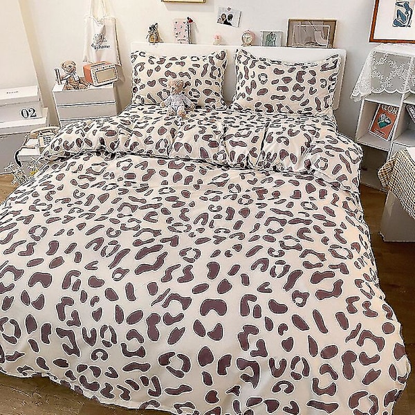 3/4 osainen sarja Kawaii Snoopy -sarjakuva puuvillasta valmistettu peittoliina, pussilakana ja tyynyliina Anime mukava pehmeä kodin vuodevaatteet lahjat 4piece set220x240cm huangbaowen
