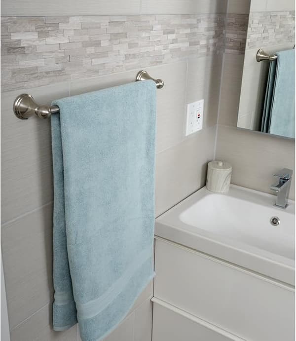 Amazon Basics Moderne Håndkleholder, Satin Nickel, 18 Tommer