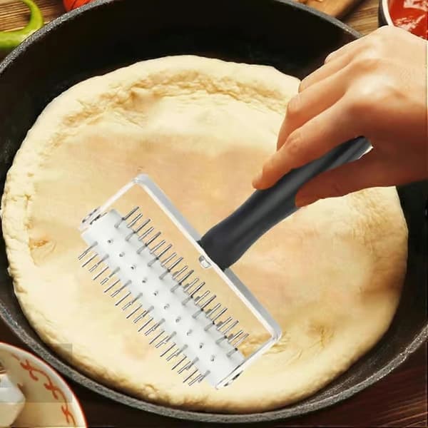 Ny pizzadeigrulle, deigmaskin i rustfritt stål, hullmaskin, bærbar pizzanålhjulskutter, kjevle-deighullmaskin