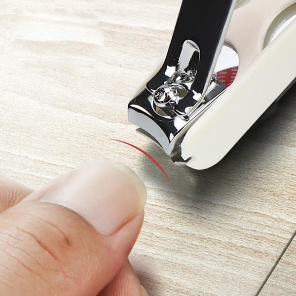 Nagelklippare i rostfritt stål, stänksäkra, smärtfria, professionella nageltrimmare Red Polka Dot