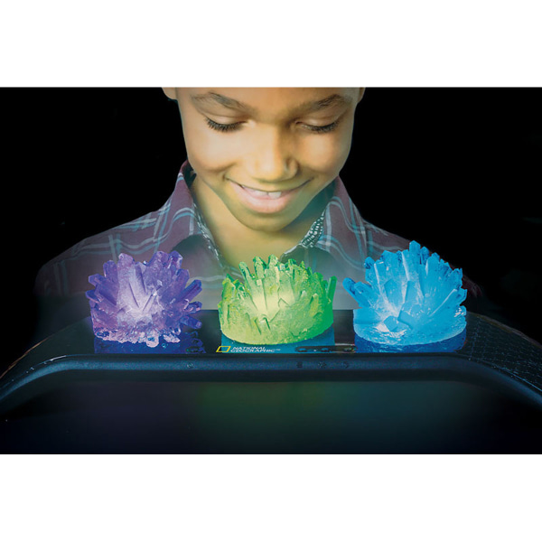 NATIONAL GEOGRAPHIC LIGHT UP CRYSTAL GROWING LAB