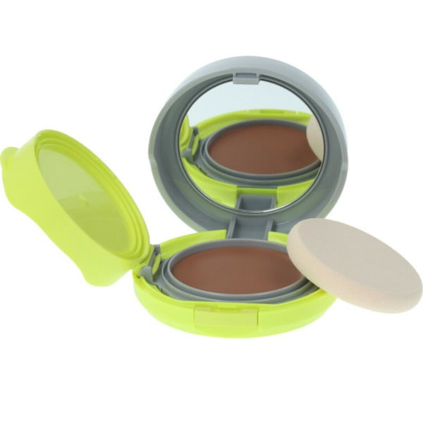 Fugtighedscreme med make-up effekt Sun Care Sports BB Compact medium dark