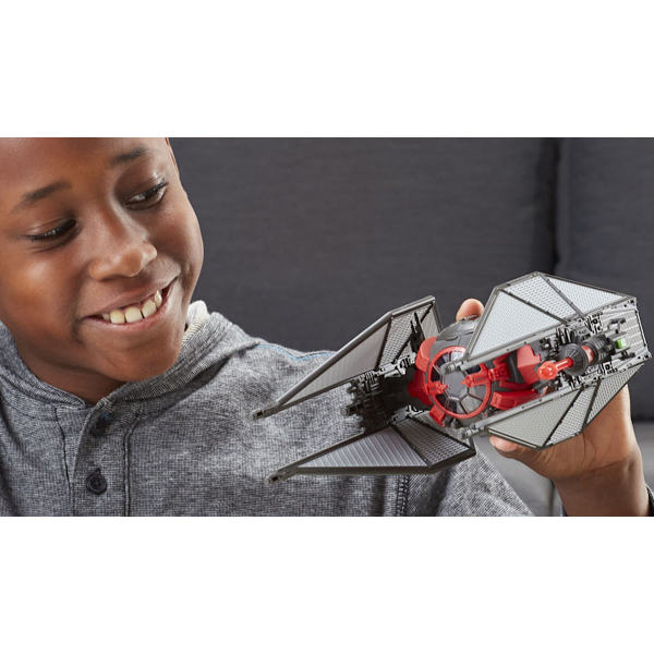 STAR WARS MISSION FLEET KYLO TIE WHISPER