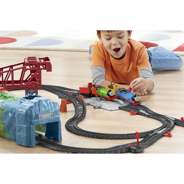 thomas motorised train set