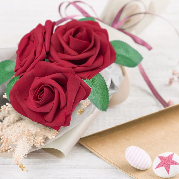 Kunstige Blomster 25stk Ægte Udseende Mørkerøde Skum Kunstige Roser med Stilke til DIY Bryllupsbuketter Brudebruser Midtpunkter Festdekorationer