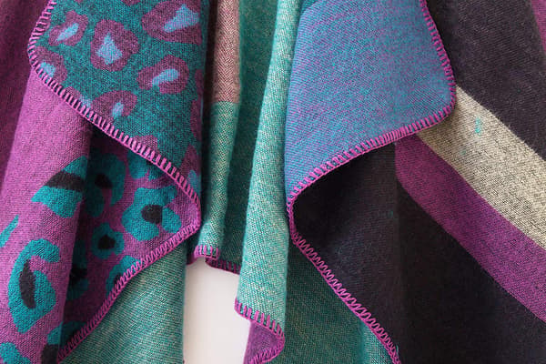 Dame Poncho Strikket Oversized Teppe Cape Skjerf purple