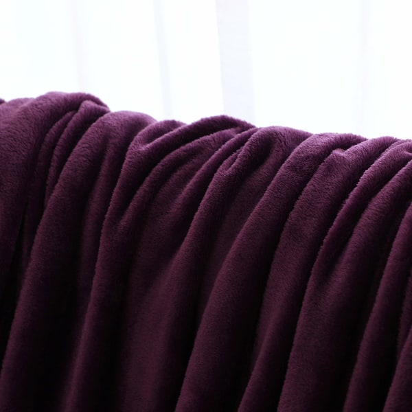 Knusetæppe, luftigt ekstra blødt og varmt tæppe, flannel fleece tæppe, rynkefast/anti-misfarvning som sofatæppe eller sengetøj purple 130*150cm