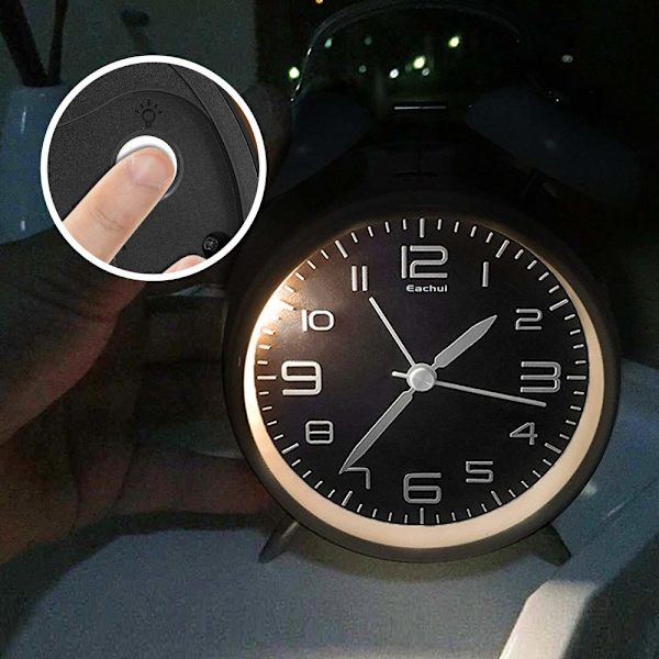 Dubbelklocka väckarklocka med nattlampa, högt alarm, analog väckarklocka med stor 4-tums urtavla, ingen tickande, tyst, väckarklocka batteridriven