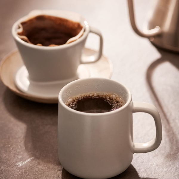 Kaffe krus, med filter til håndbrygning, keramik, hvid