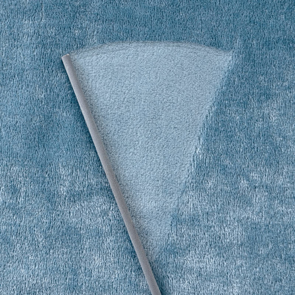 Gosig filt, fleecefilt, flanellfilt med pompom, enfärgad filt, sofffilt, fluffig filt, mikrofiber sängöverkast, sofffilt, filt blue