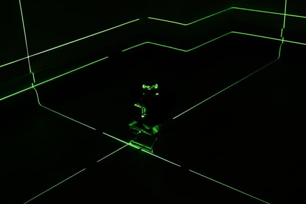 4D Krydslaser / Linjelaser / Krydslaser - 360° multicolor multifärg