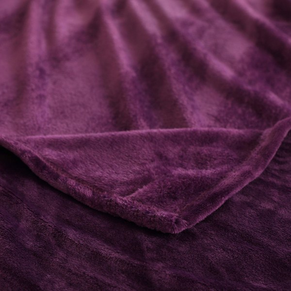 Pehmeä ja lämmin viltti, pörröinen ja erittäin pehmeä viltti, flanellifleece-viltti, rypistymätön/värjäytymätön sohvapeittona tai päiväpeittona purple 130*150cm