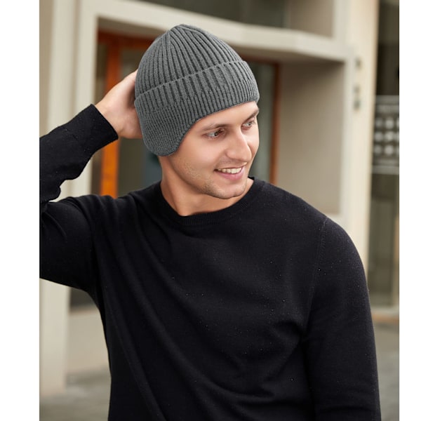 Vinterhue til kvinder, strikket hue med øreklapper til mænd, bløde huer termiske, vinterhue unisex, varm chunky hue med manchet Gray