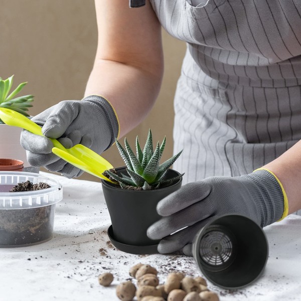 Förpackning med 8 blomkrukor på 10 cm med hål, små kaktus krukor, runda plast krukor, blomkruka med fat för kontor balkong, färgglada black