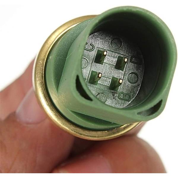 Vattentemperaturgivare för bilmotor till Audi A4 A6 A8 för VW Golf 2000-2008 OEM 059919501A 078919501C