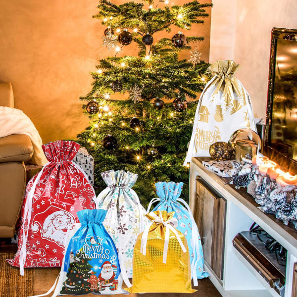 18 STK julegaveposer med snøring, julegaveposer 4 størrelser X-Large, Large, Medium og Small, 6 forskjellige design