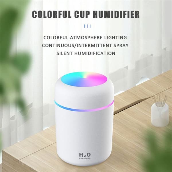 300 ml LED Luftfugter USB Aroma Diffuser Bil Luftrenser med Farverige LED Lys Hvid YYV