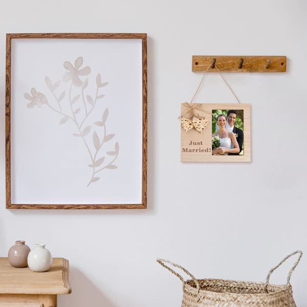 Just Married Bryllupsbilde Ramme, 7.8”*7.08” Rustikk Parbilde Ramme Personlig Ramme med Vevhjerte for Brudegave