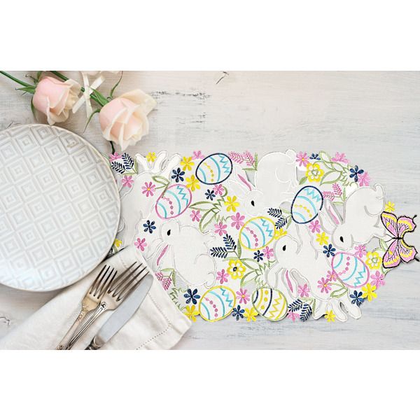 Påskbordlöpare med broderade kaniner, färgglada ägg och fjärilar, vårdekoration för hemmet